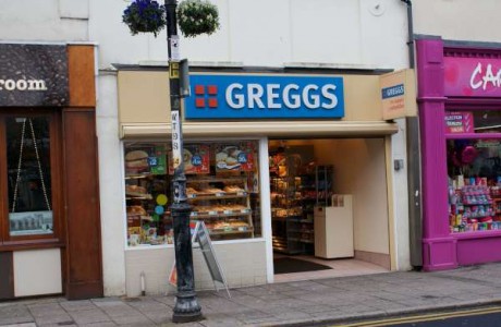 Greggs Cardiff Rd, Caerphilly